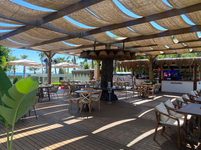 Food & Drinks 4, Meryam Suit Deluxe, Manavgat