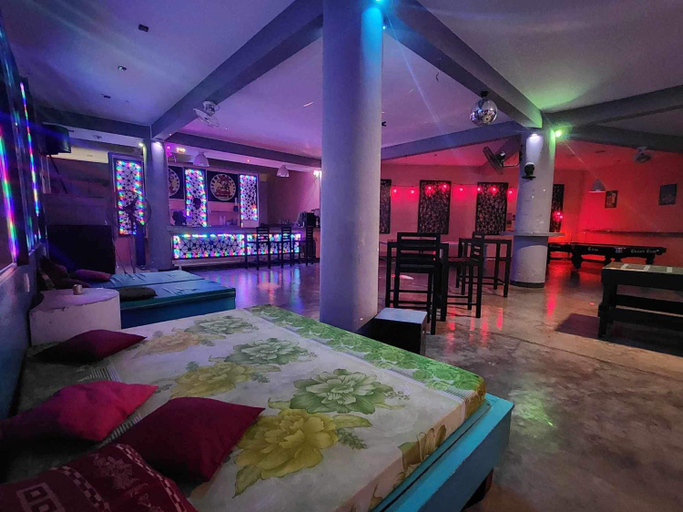 Others 2, Mui Ne Hills Backpackers, Phan Thiết
