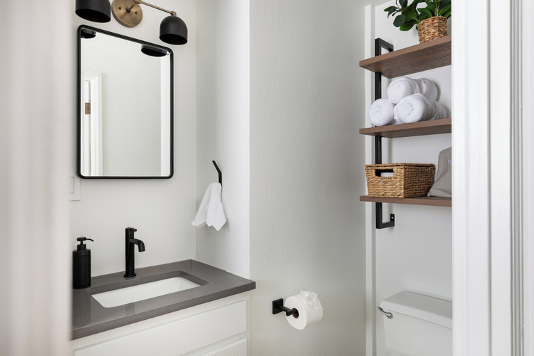 Bathroom 3, The Windmoor Lodge, Crawford