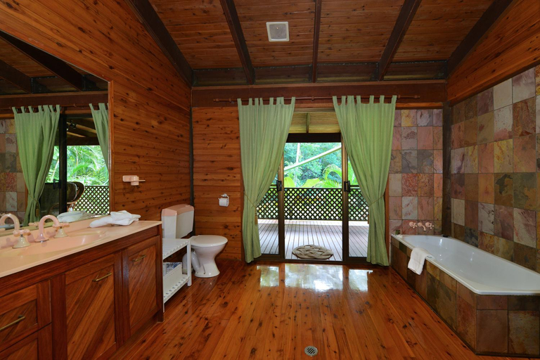 Bedroom, Wait A While Daintree Holiday House, Douglas