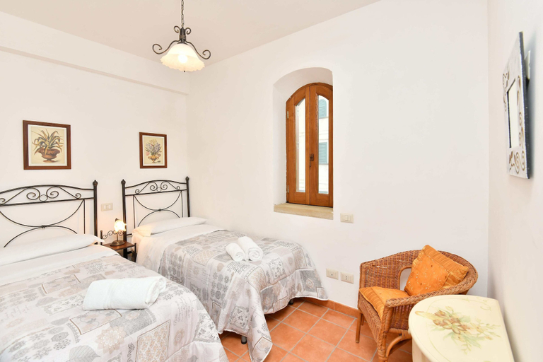 Bedroom 4, Casale il Saùco, Salerno