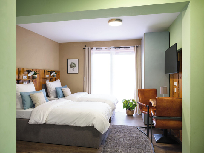 Bedroom 5, PHIL & MAX Hotel & Apartments  Airport, Region Hannover