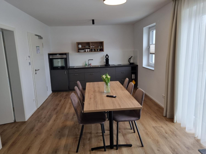 Others 2, Gastehaus und Weingut Erich Hirth, Heilbronn