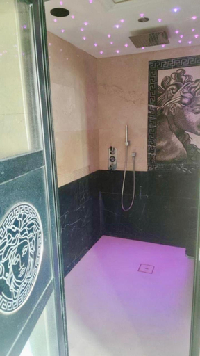 Sport & Beauty, Appartement La Suite Royale Centre Luxembourg 2 chambres, Luxembourg