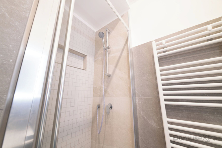 Bathroom 4, Clara Domus By DomusExtra, Napoli