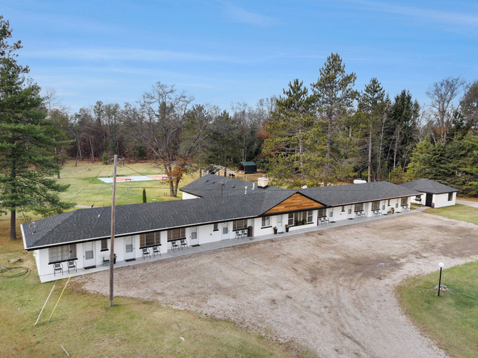 Exterior & Views 1, The Windmoor Lodge, Crawford