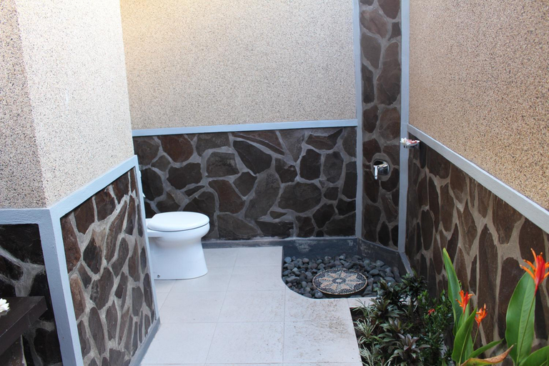 Bathroom 4