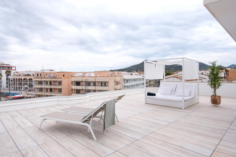 Others 3, Sea Breeze Apartments, Baleares