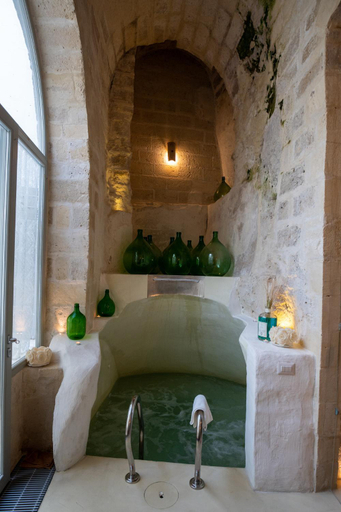 Bathroom 3, Albergo Diffuso Il Casale, Taranto