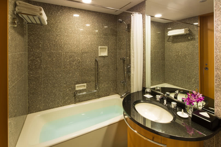 Bathroom 27