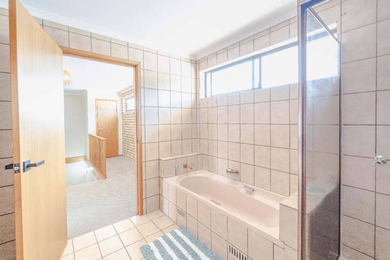 Coast Motel - Family Apartment , Bega Valley