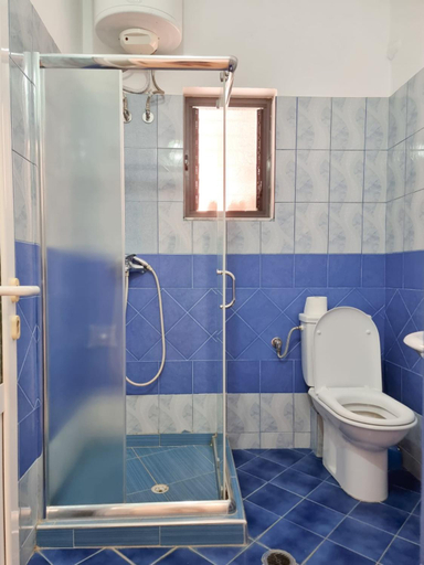 Others 4, Arte Apartment, Sarandës