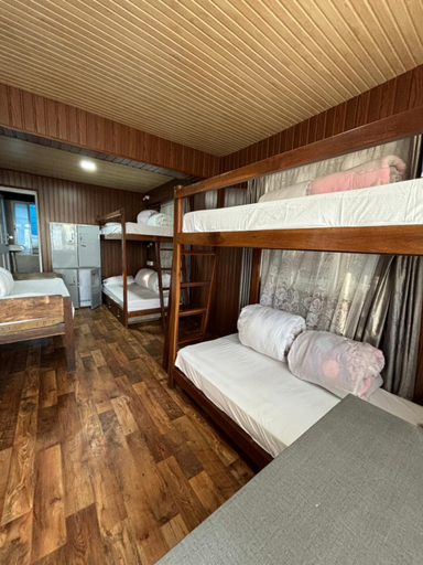 Others 2, Hideout Homestay, Darjiling