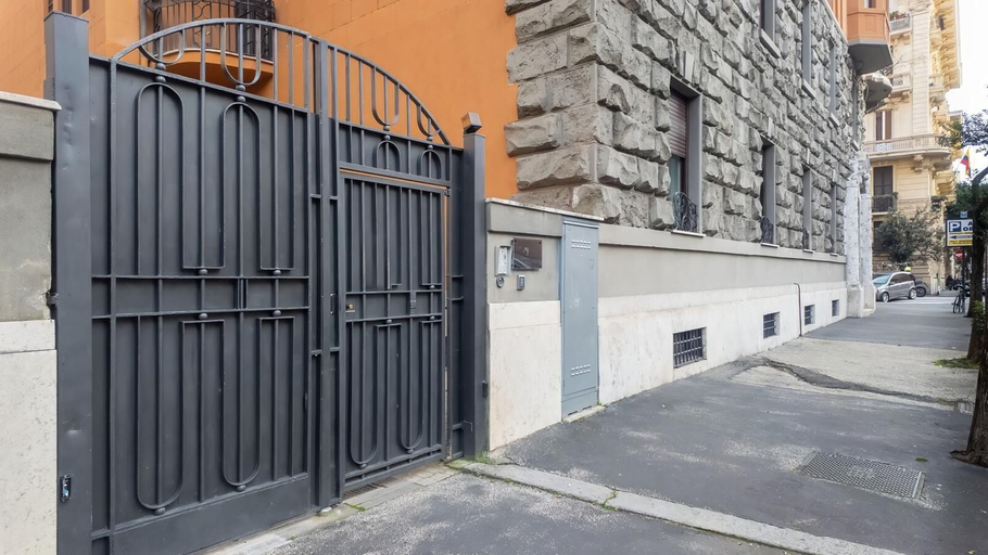 Exterior & Views 2, Popolo Guest Rooms Villa Borghese, Roma