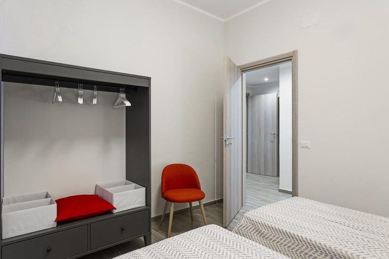 Bedroom 27