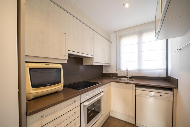 Kitchen, Villa Tatiana, Girona