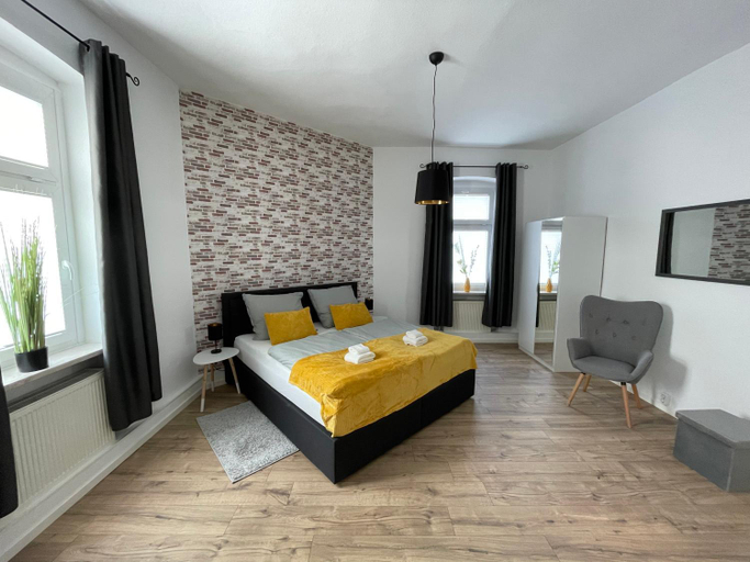 Others 4, Modernes, großes City Appartement 95 qm, Altenburger Land
