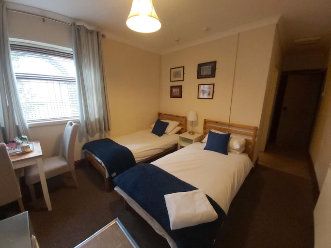 Others 3, Sergeants Accommodation, Caerphilly