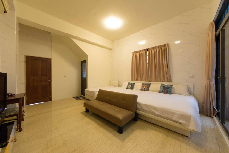 Bedroom 2, 天悅會館包棟五套房, Nantou