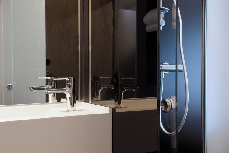 Bathroom 4, The Z Hotel Victoria, London