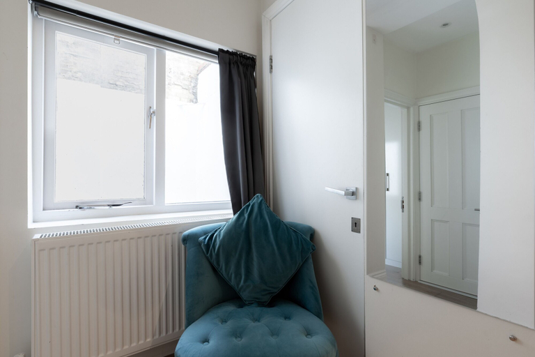 Others 5, Gloucester Place Studios, London