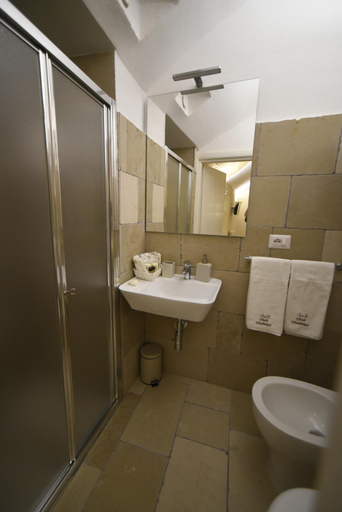 Others 5, B&B Corte Cantalupi, Lecce