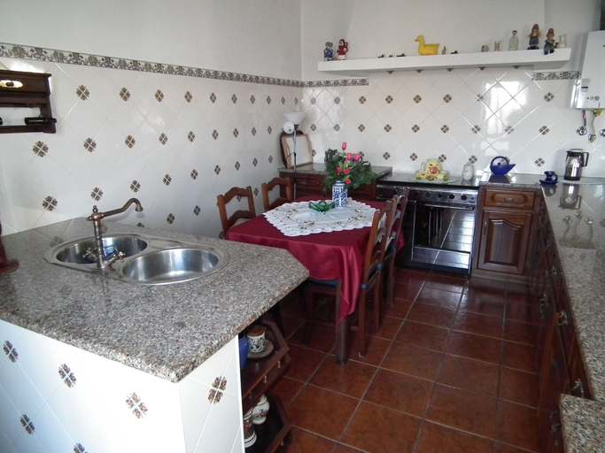 Others 5, Casa Vasco, Lourinhã