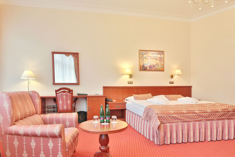 Bedroom 3, Olympia Wellness Hotel Karlovy Vary, Karlovy Vary