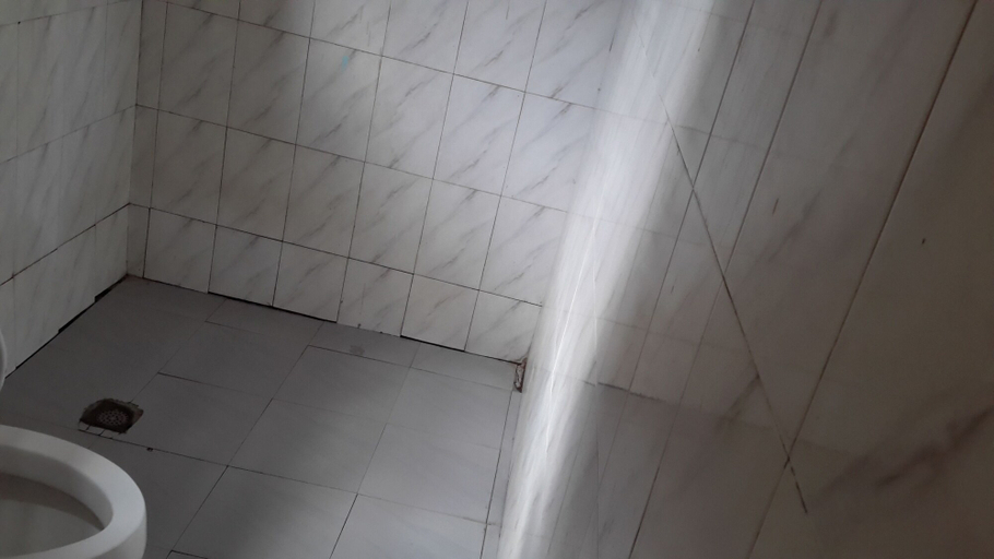 Bathroom 2, Liya Guest House, Addis Abeba