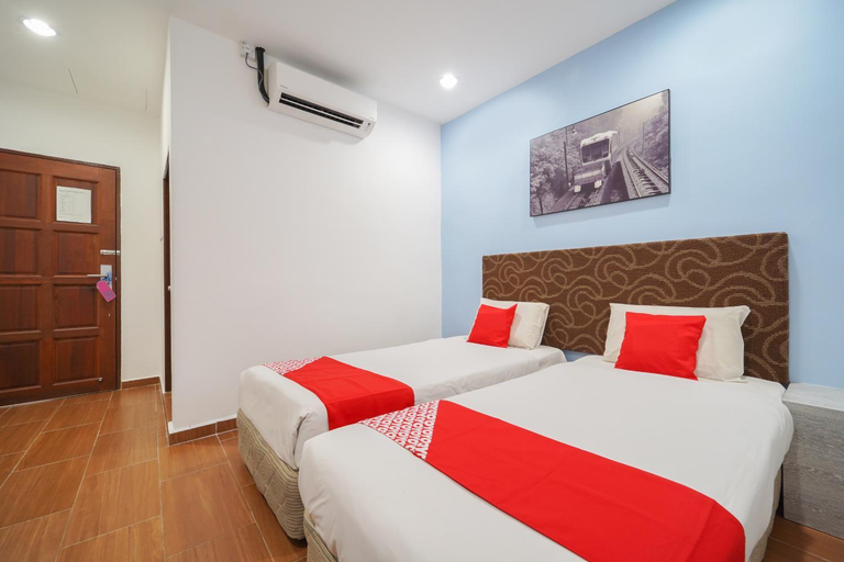 Bedroom 3, JMA FERRINGHI BEACH HOTEL, Penang Island