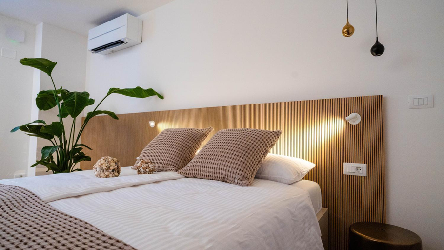 Bedroom 2, Maravida Vacation Rooms, Brda
