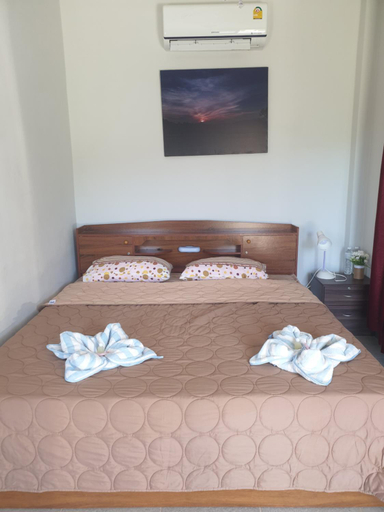 Bedroom 13