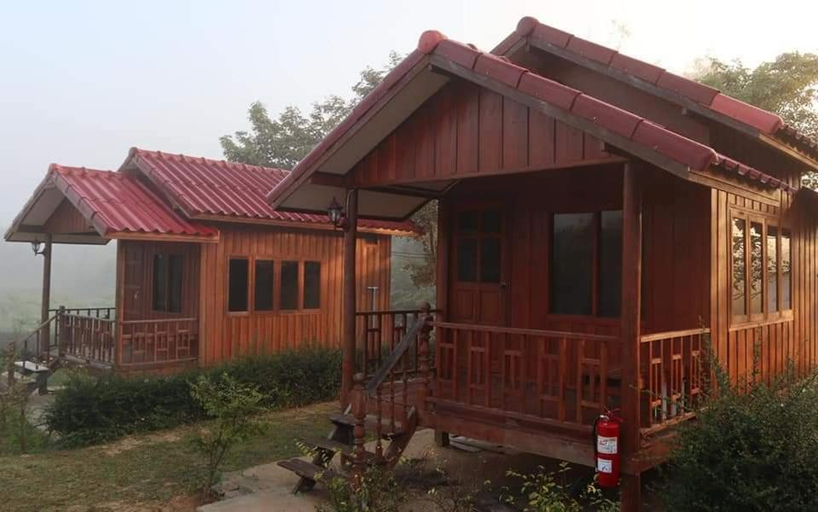 Exterior 6