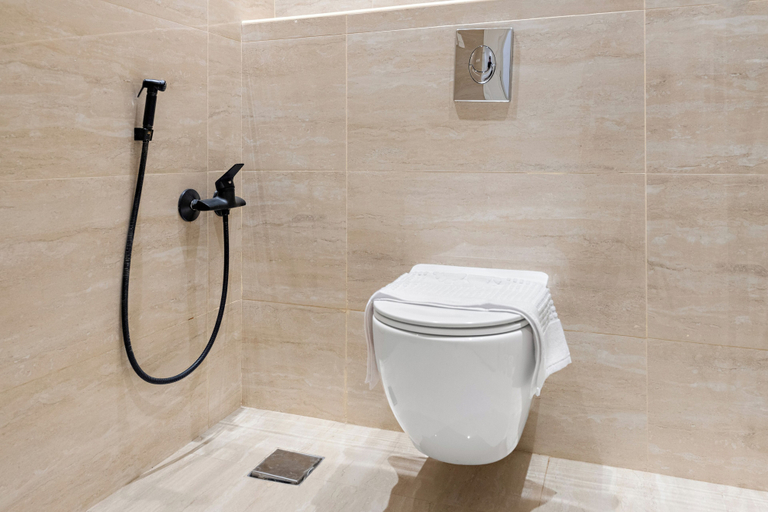 Bathroom 3, Silkhaus Majidia 115, Riyadh