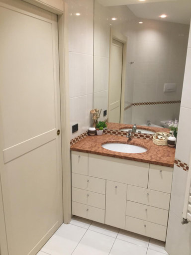 Bathroom 2, Casa De Rossi, Bari