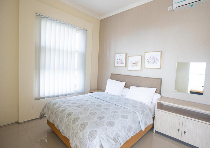 Bedroom 8