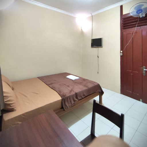 Bedroom 12