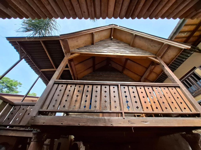 Exterior & Views 2, Brown Sugar Homestay, Lombok