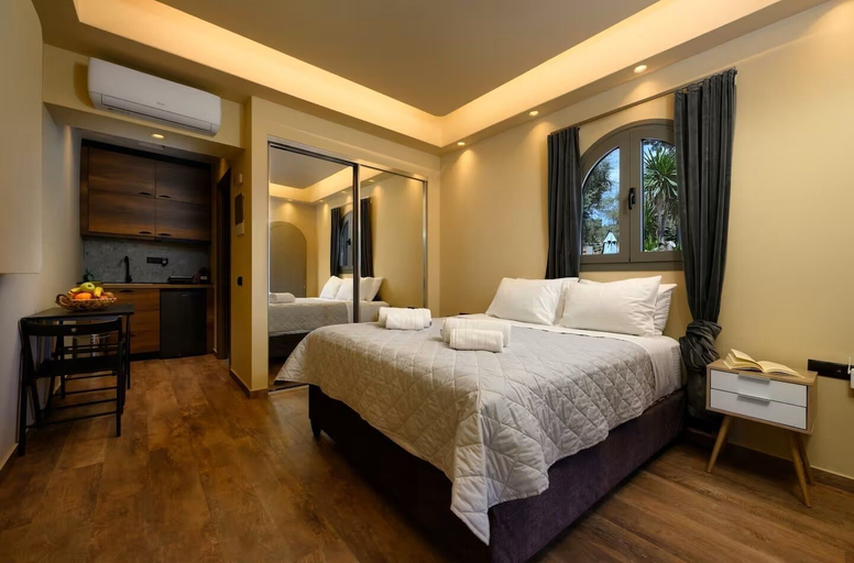 Bedroom 3, The Summit Escape, Ionian Islands
