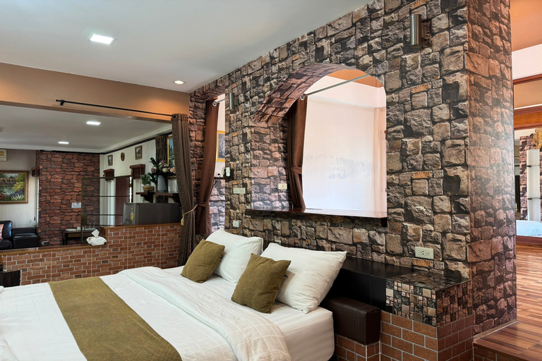 Bedroom 23