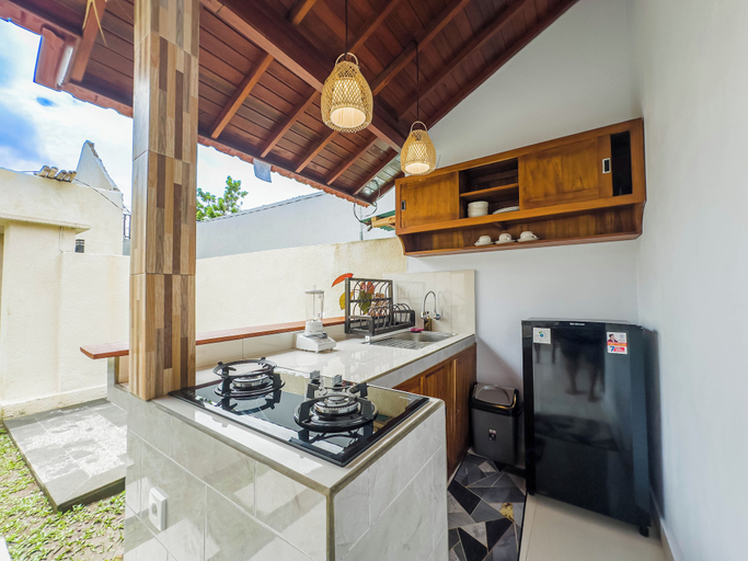Others 5, Felicia House (permanently closed), Gianyar