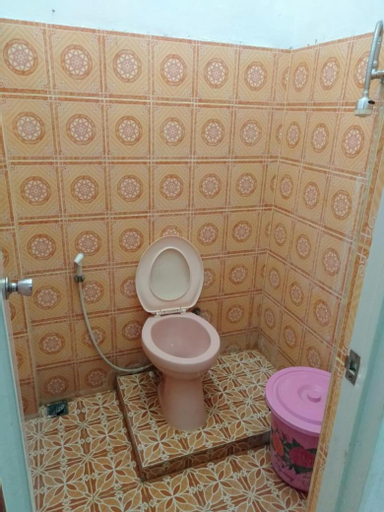 Bedroom 5, Wisma Kahyangan, Bau-Bau