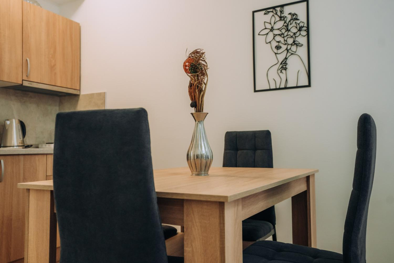 Facilities 4, Darki Apartments 3 - Very Central Stay With Free Parking