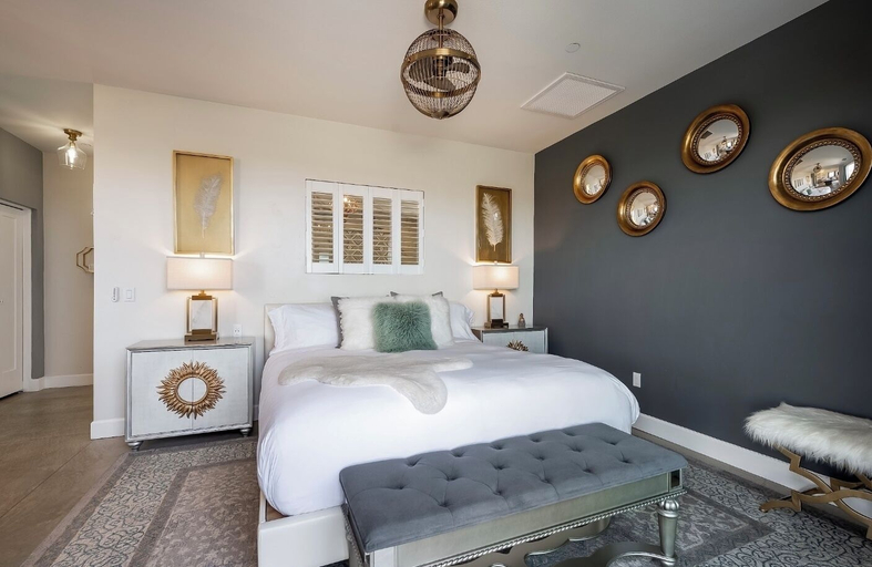 Bedroom 2, Domaine Chardonnay, Riverside