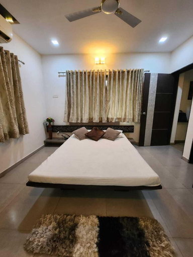 Bedroom 2, Divyaras Resort, Vadodara