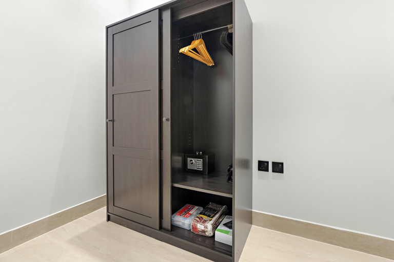 Others 5, Silkhaus Safa 47 D, Riyadh
