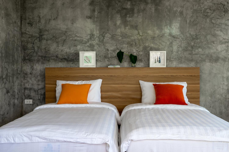Others 5, Baan Phu Pa Pha, Wang Num Khiaw