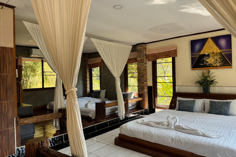 Bedroom 27