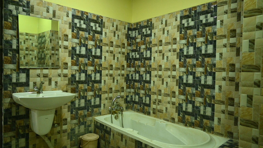 Bathroom 4, HOTEL M PLAZA DIGHA, Purba Medinipur