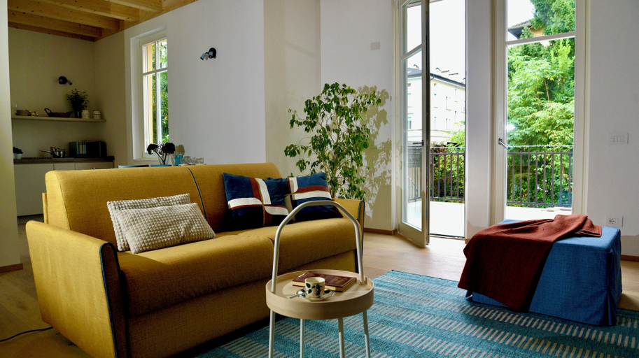 Others 4, Nine Rooms Apartment, Trento